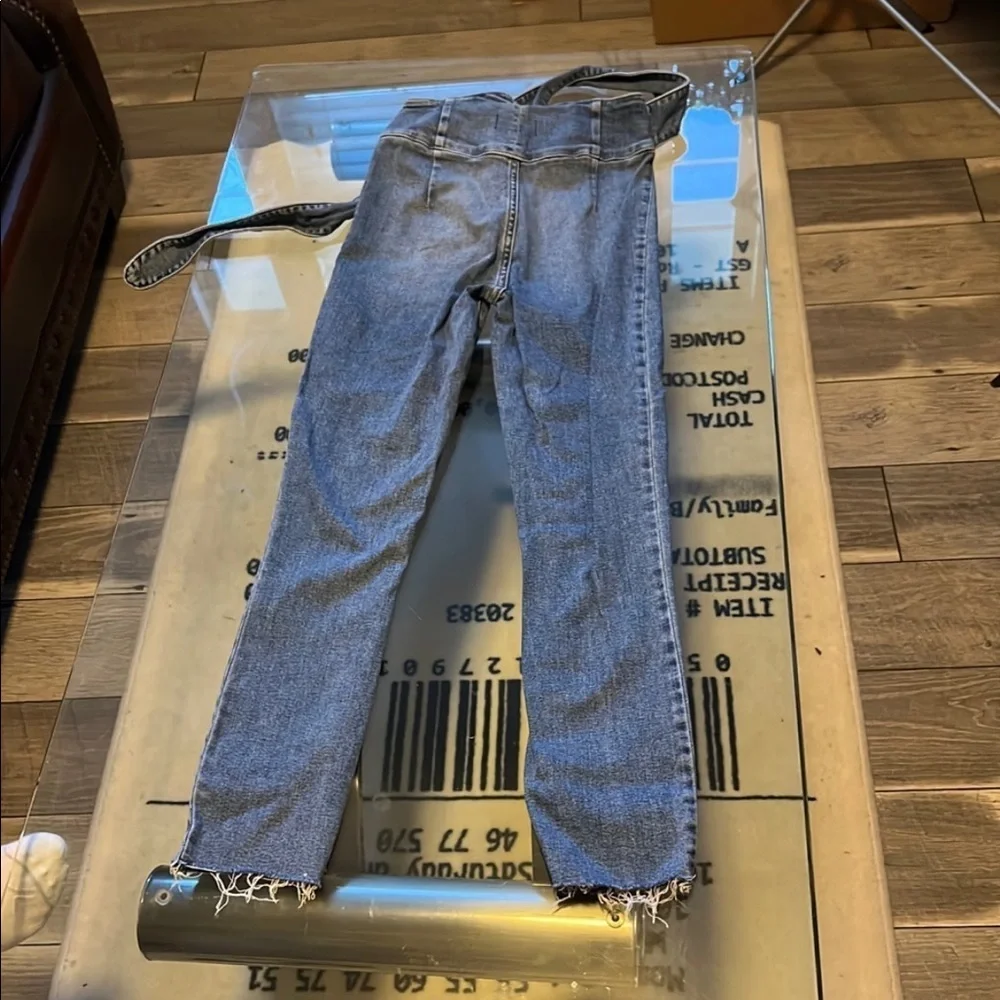 A&F Jeans - Picture 3 of 3